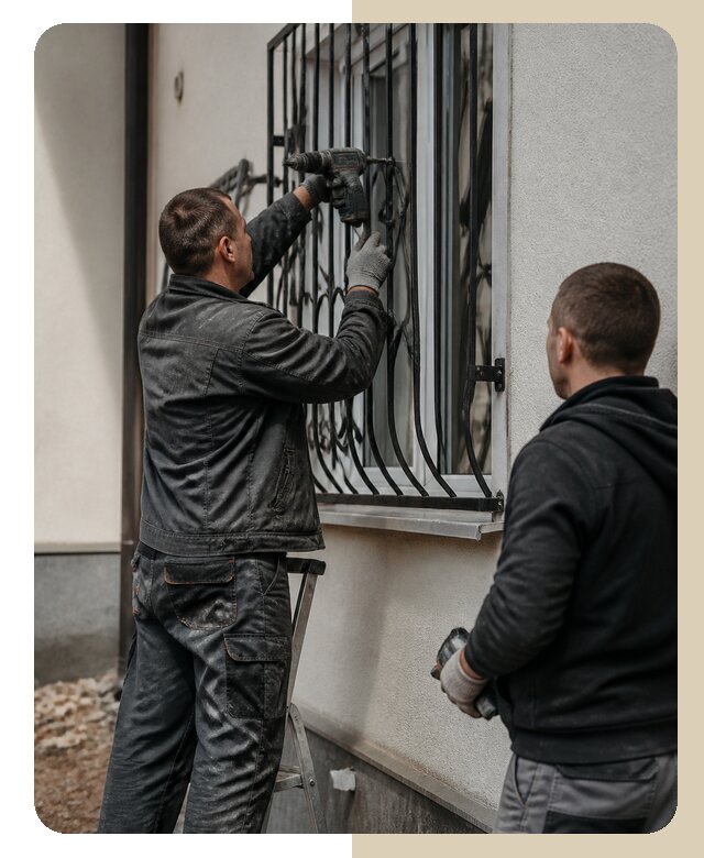 Установка наружных решеток в Чайковском от 4959 р. | ДвериЛегко-Чкв